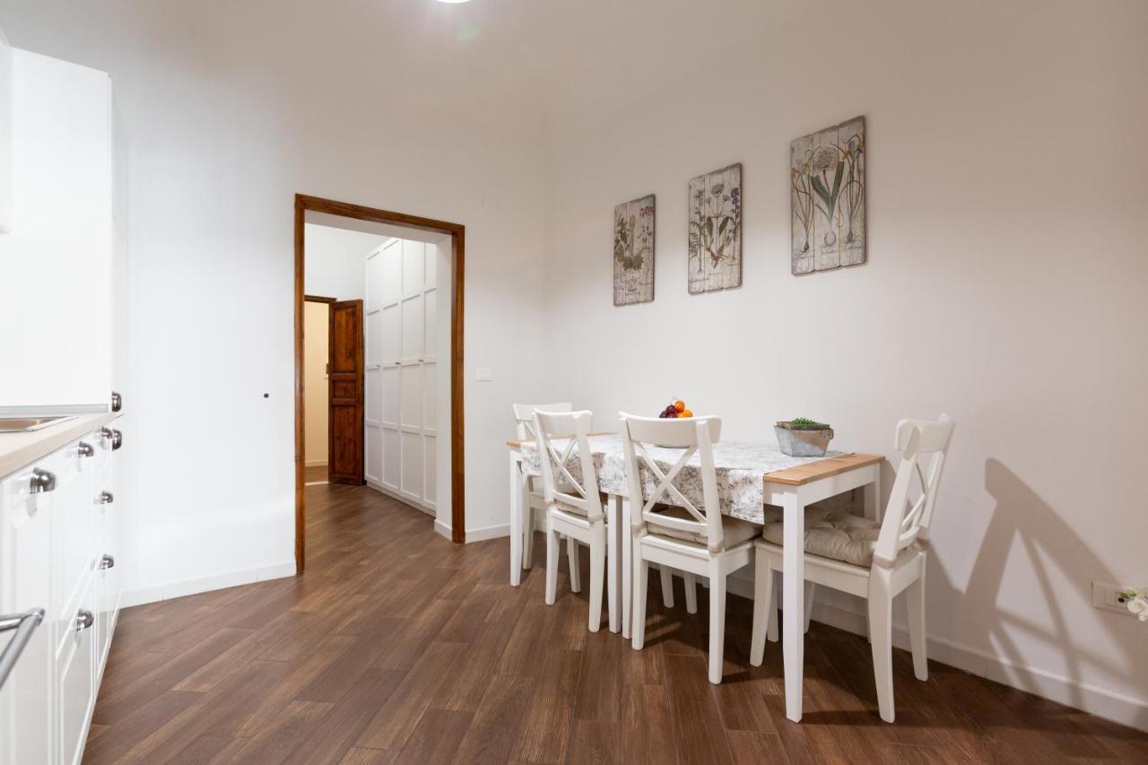 Quattro Canti Charming Flat Palermo Esterno foto